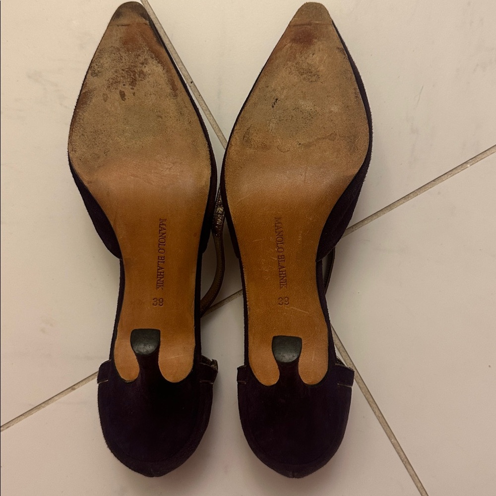 Manolo Blahnik Dark Purple suede gold edges strap detail Euc Heels $585 39 9 - Picture 4 of 16
